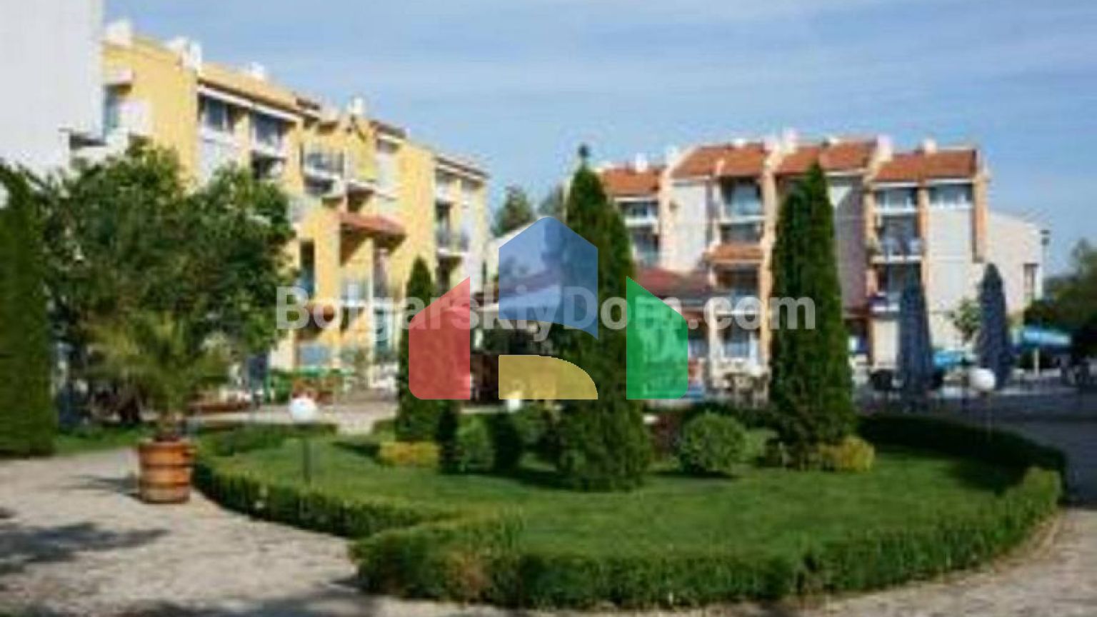 Трикімнатна квартира в Еліт 1