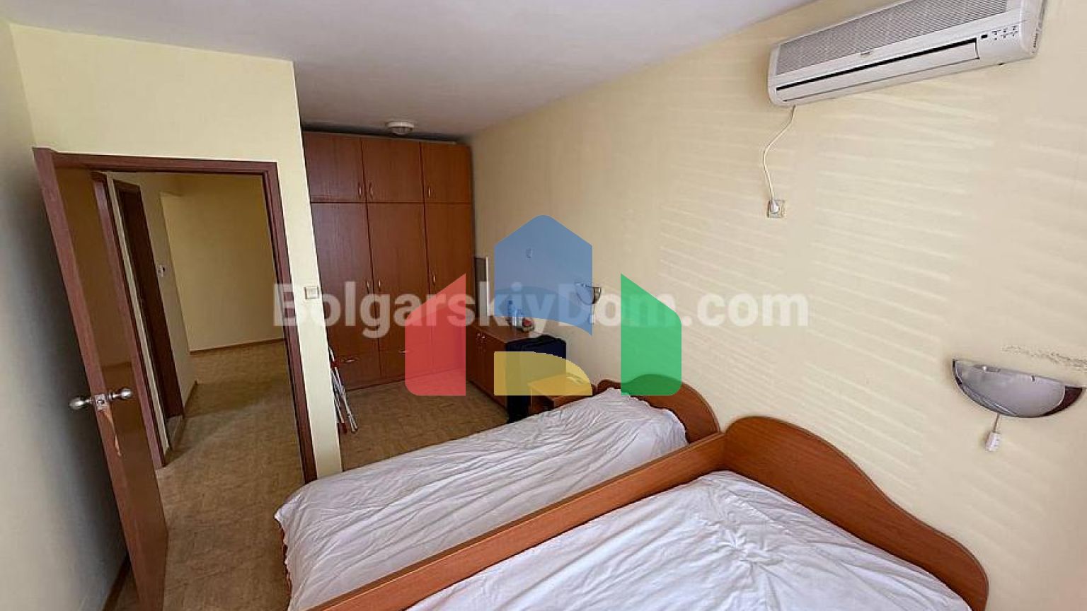 Трикімнатна квартира в Еліт 1