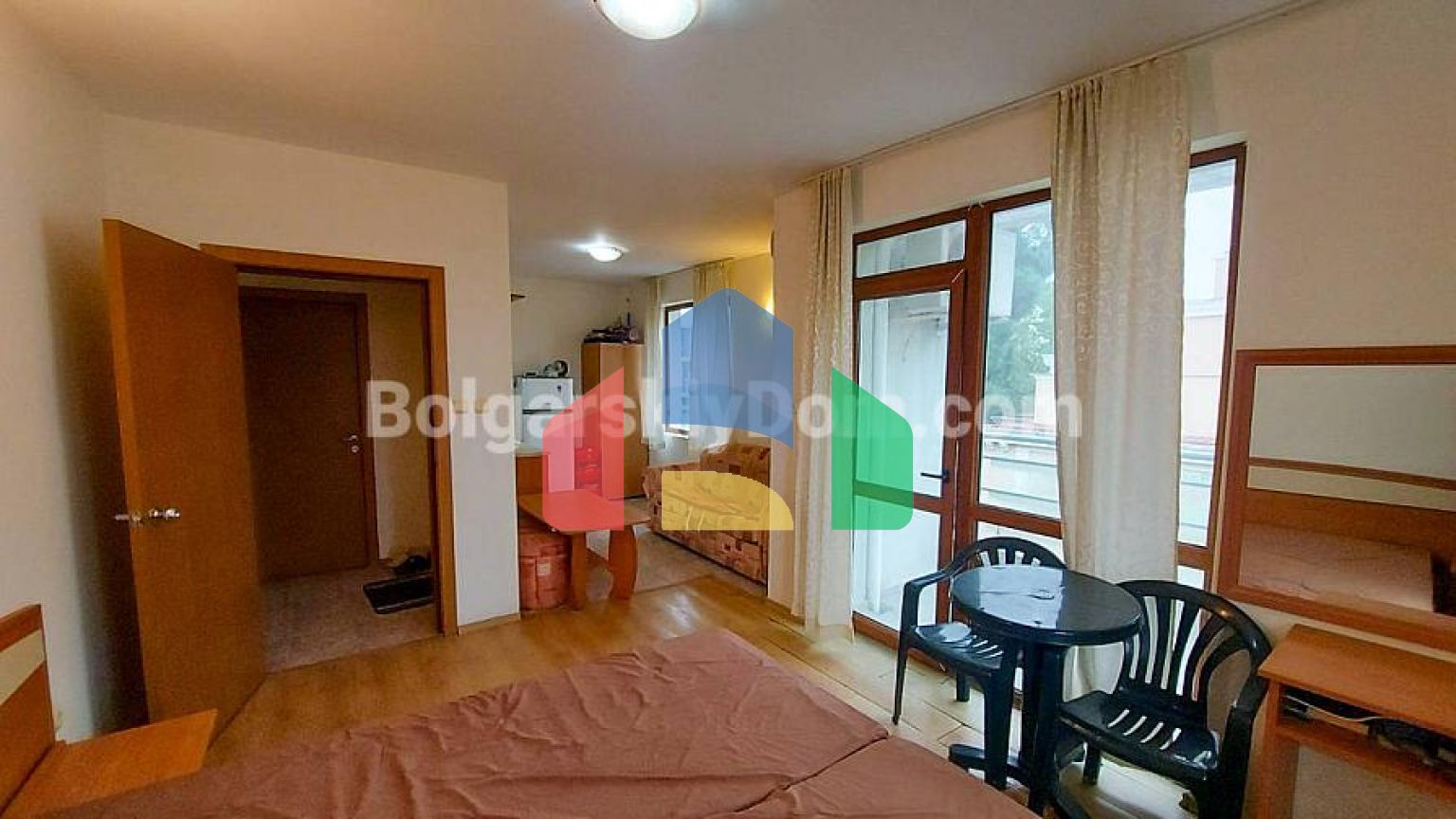 Двокімнатна квартира в Амелія