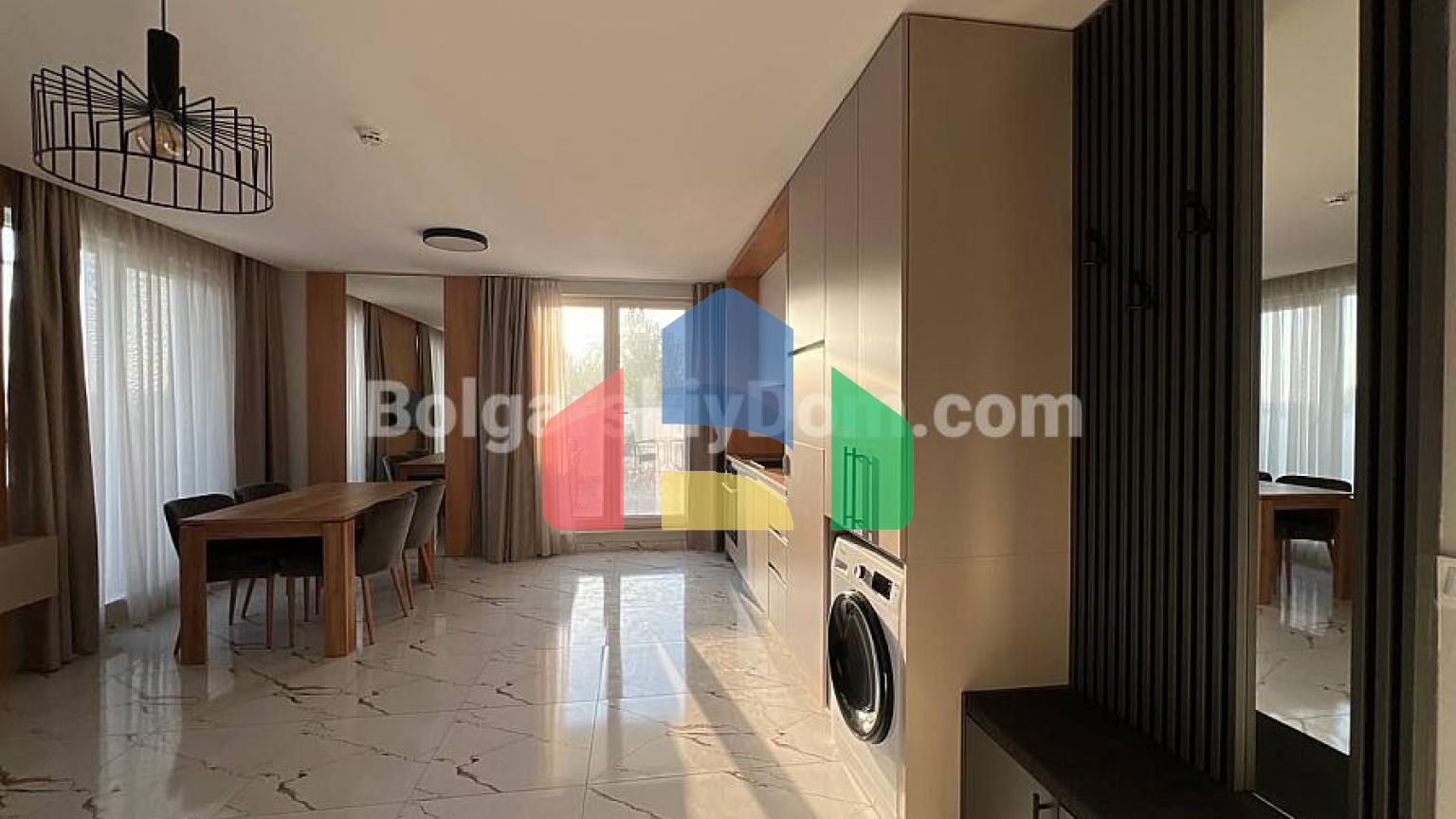 Двокімнатна квартира в Емілія Романа Парк