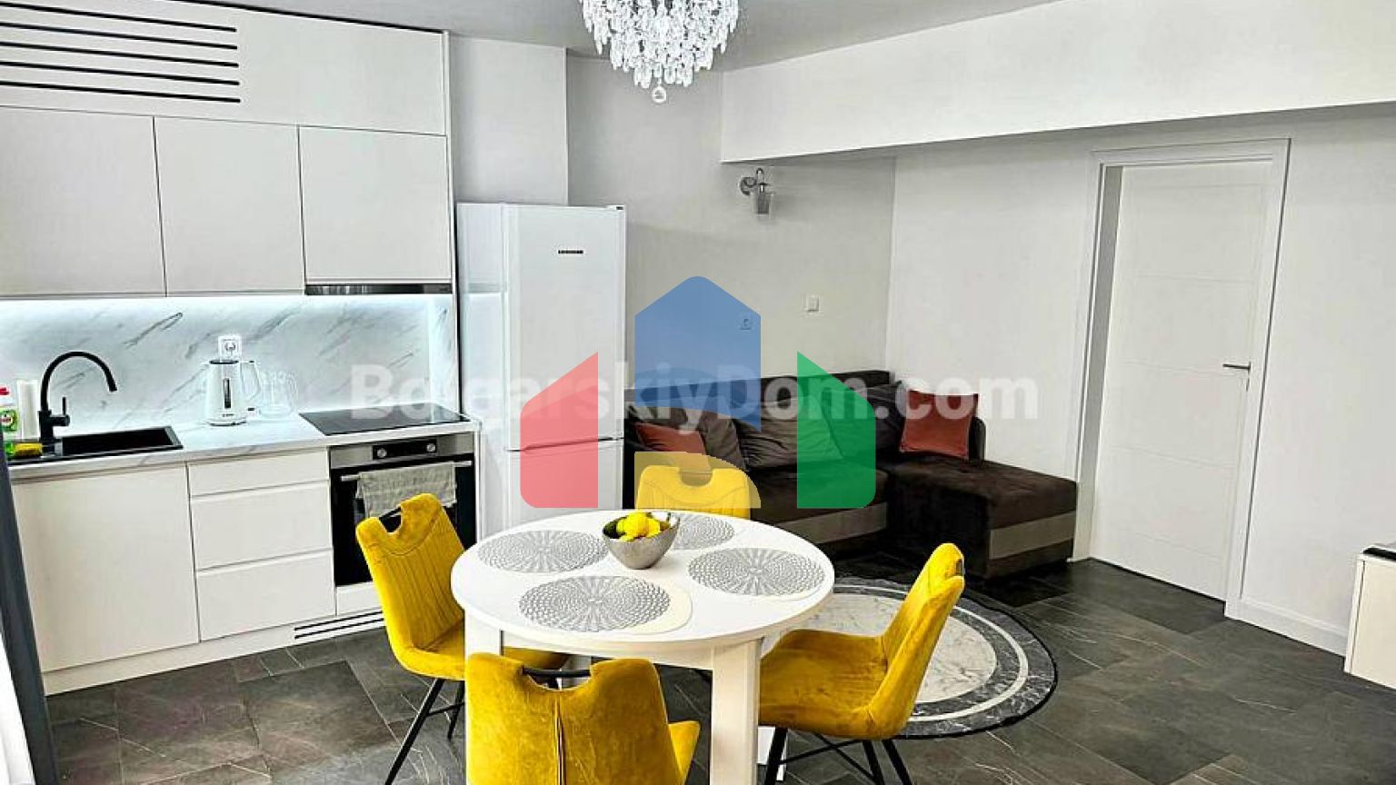 Трьохкімнатна квартира в Гранд Камелія