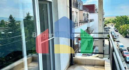 Трьохкімнатна квартира в Гранд Камелія