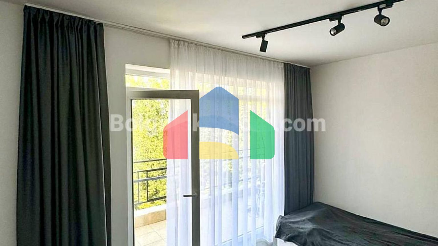 Трьохкімнатна квартира в Гранд Камелія