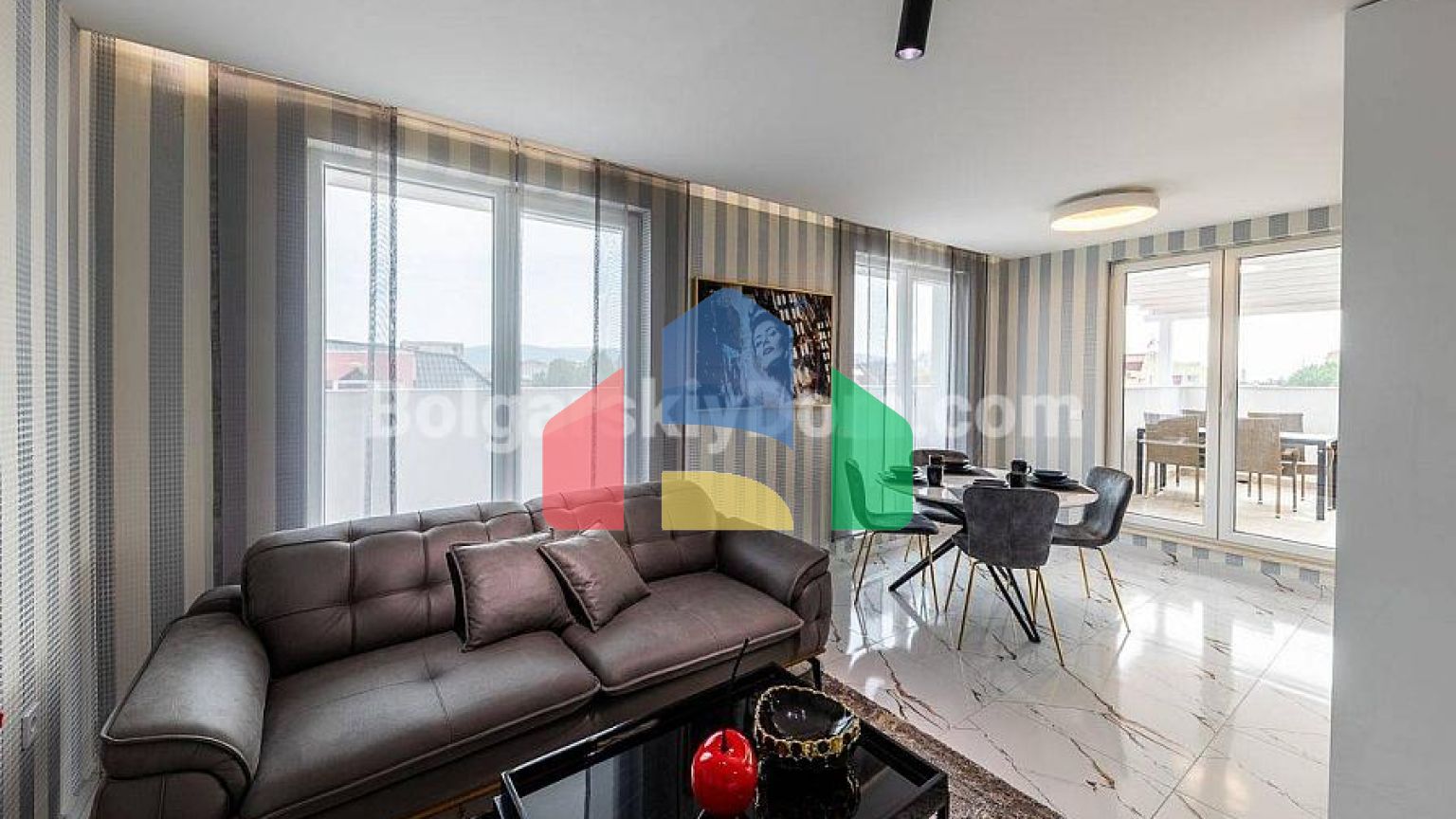 Двокімнатна квартира в Емілія Романа Парк