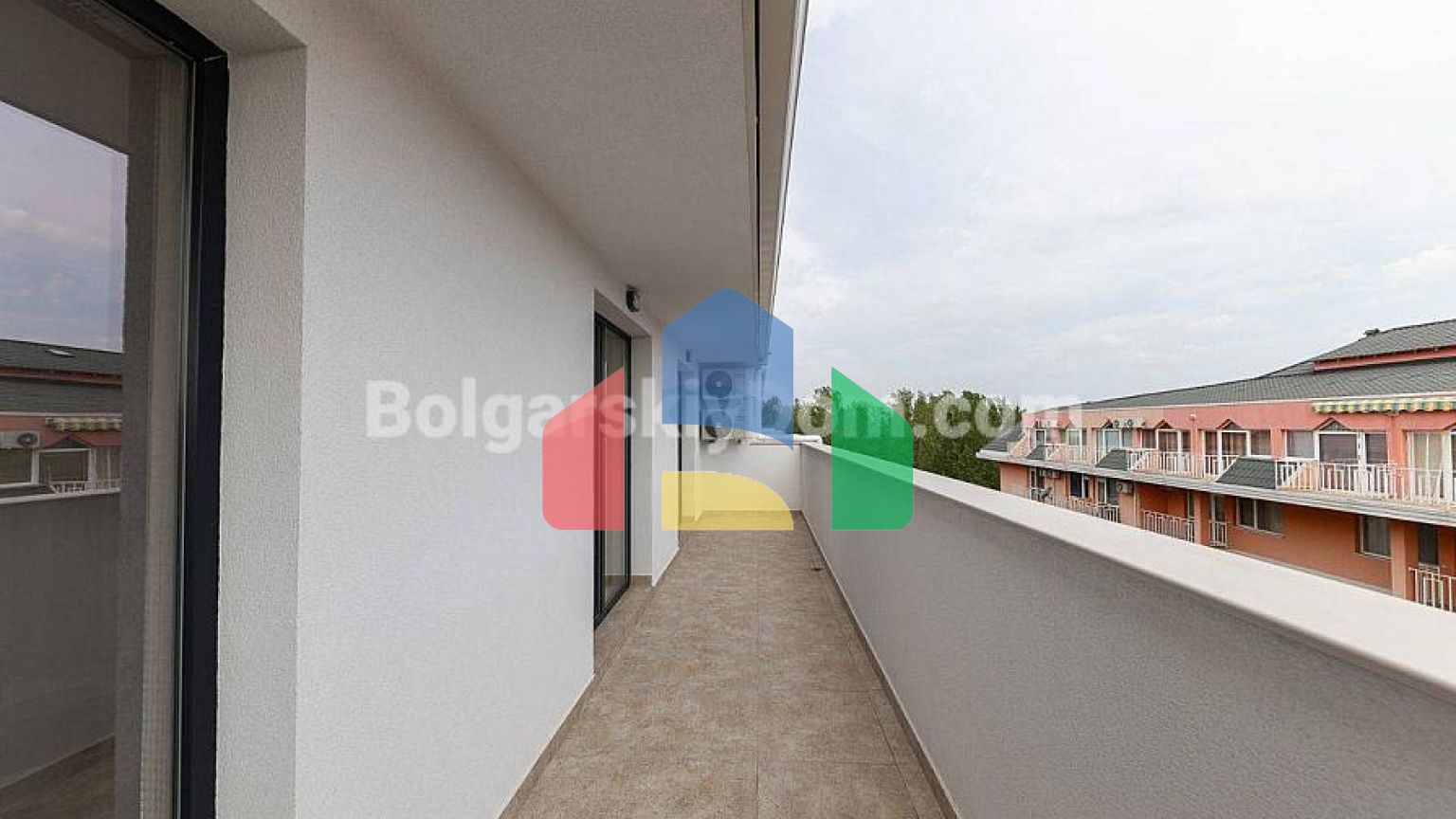 Двокімнатна квартира в Емілія Романа Парк