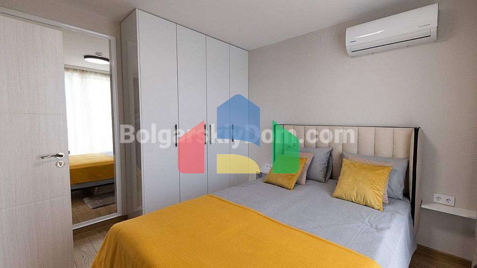 Двокімнатна квартира в Емілія Романа Парк