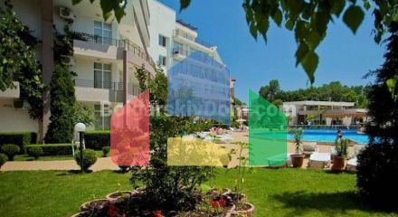 Четырехкомнатная квартира в Сан Вилладж