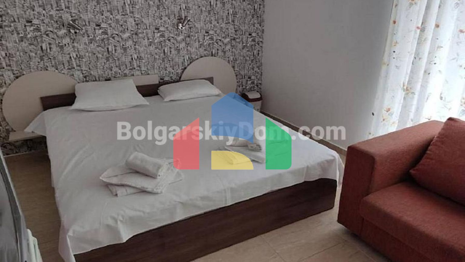 Четырехкомнатная квартира в Сан Вилладж