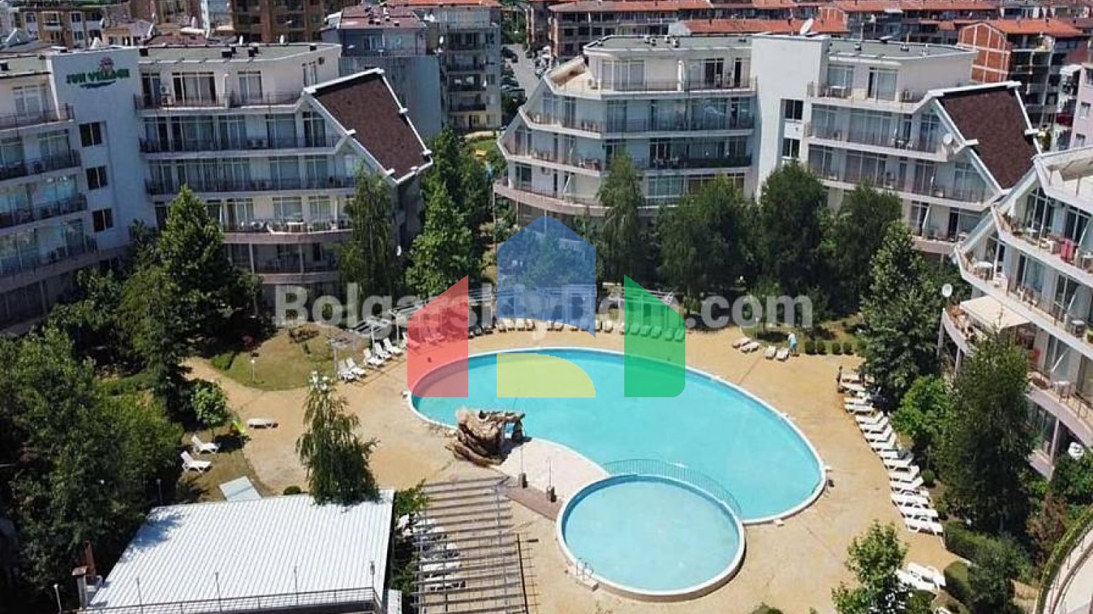 Четырехкомнатная квартира в Сан Вилладж