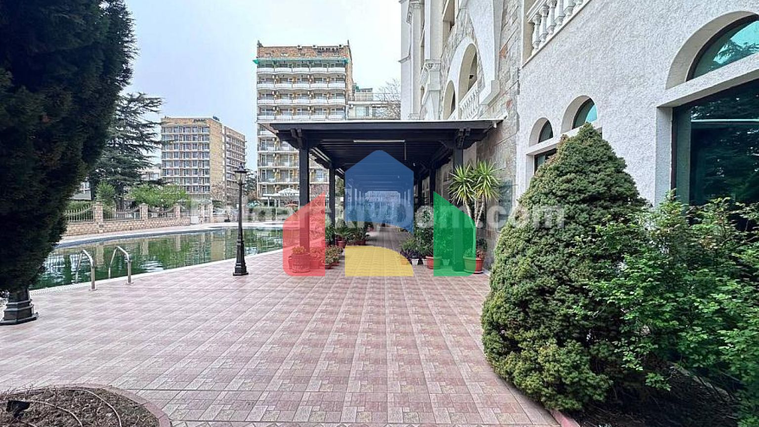 Трехкомнатная квартира в Вавилон