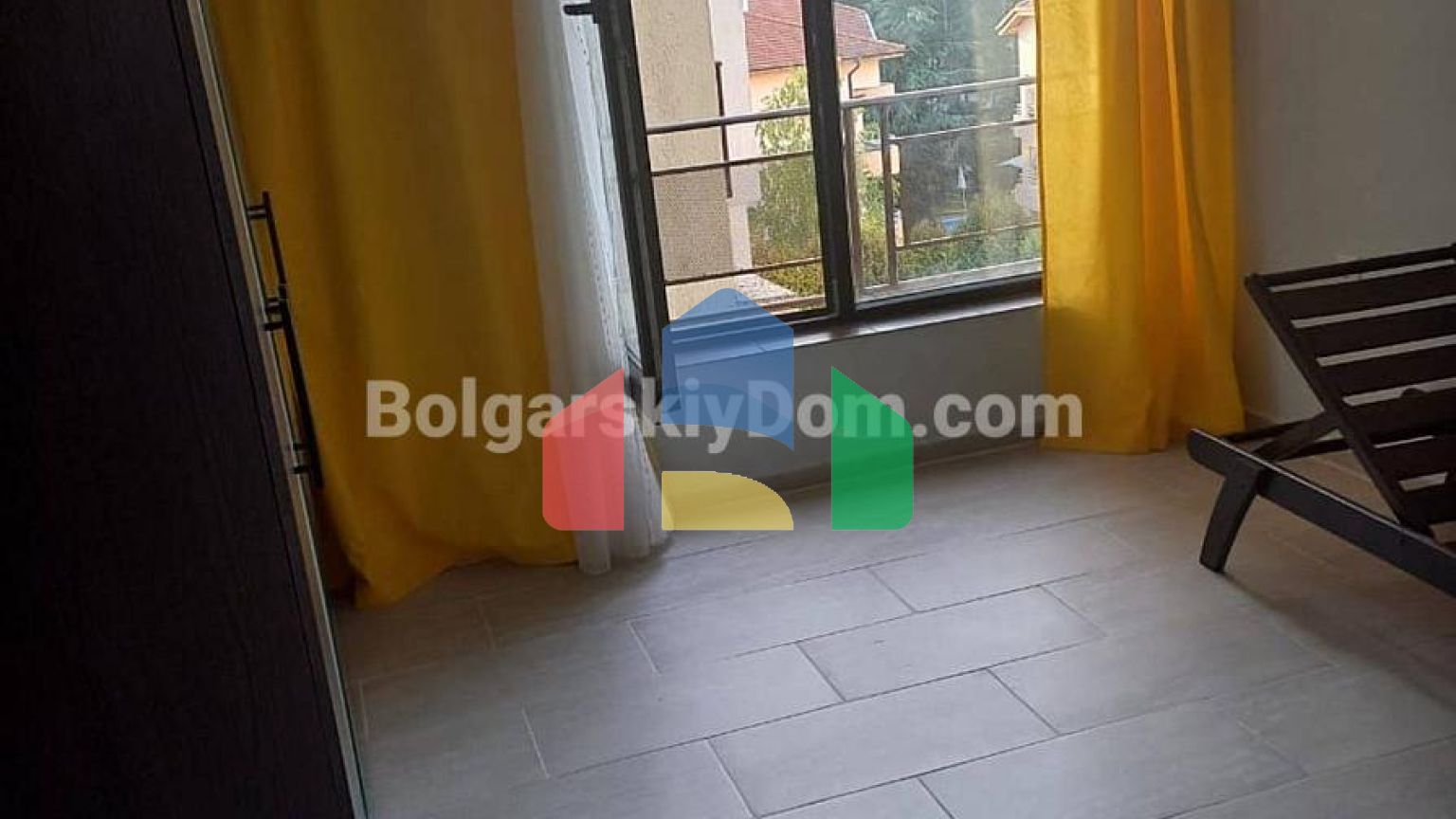 Трехкомнатный мезонет в Амбер Бич