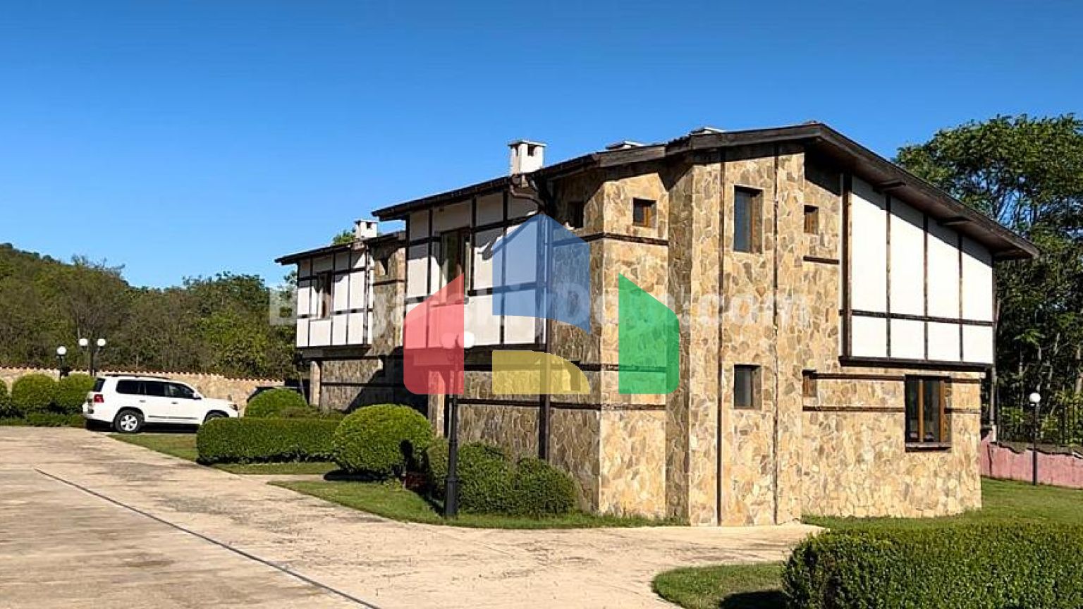 Двухэтажные дома в Горице