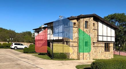 Двухэтажные дома в Горице