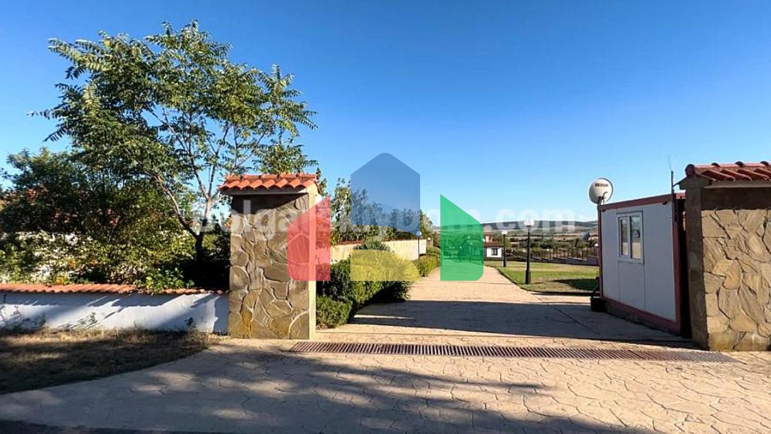 Двухэтажные дома в Горице