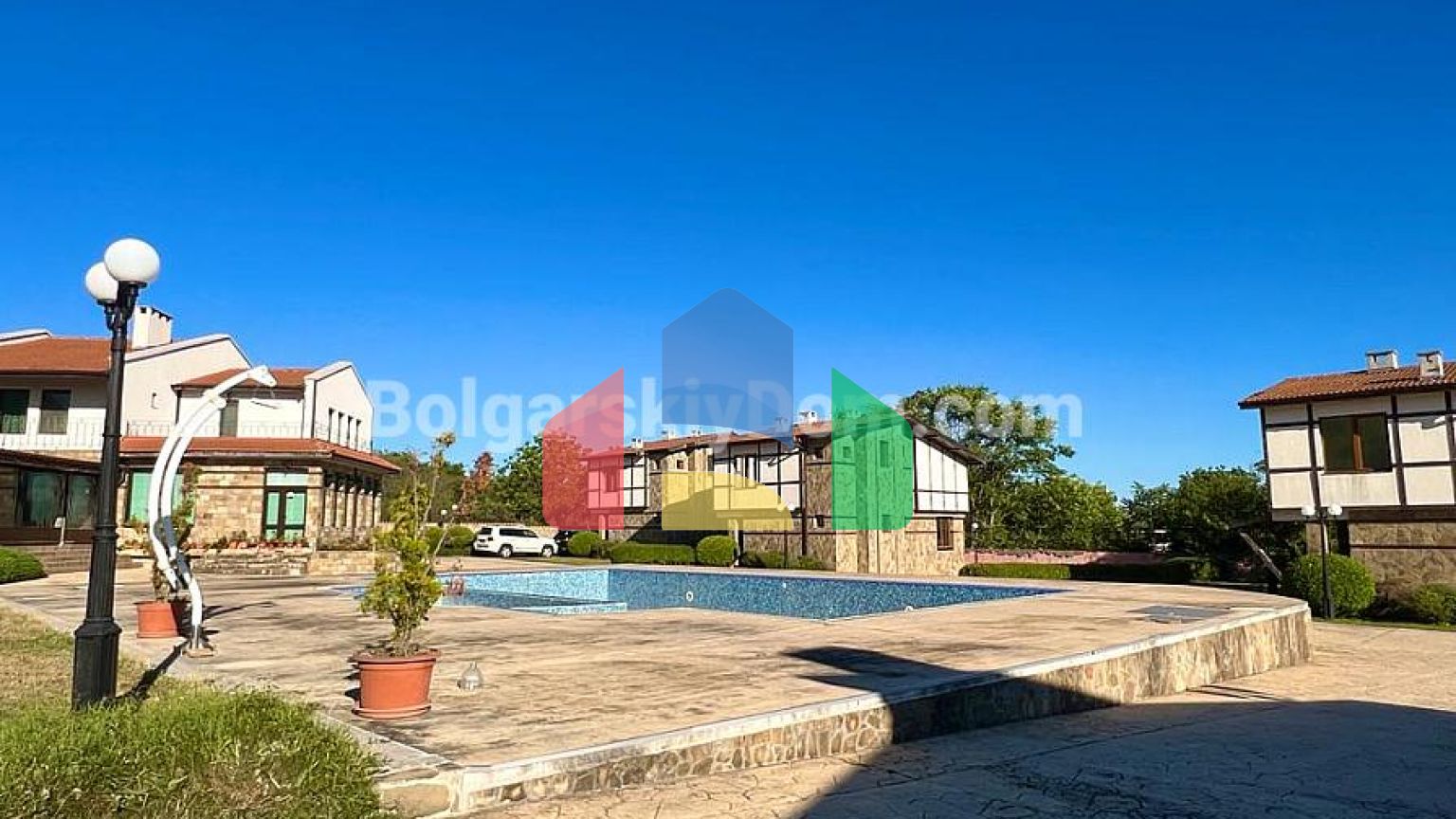 Двухэтажные дома в Горице