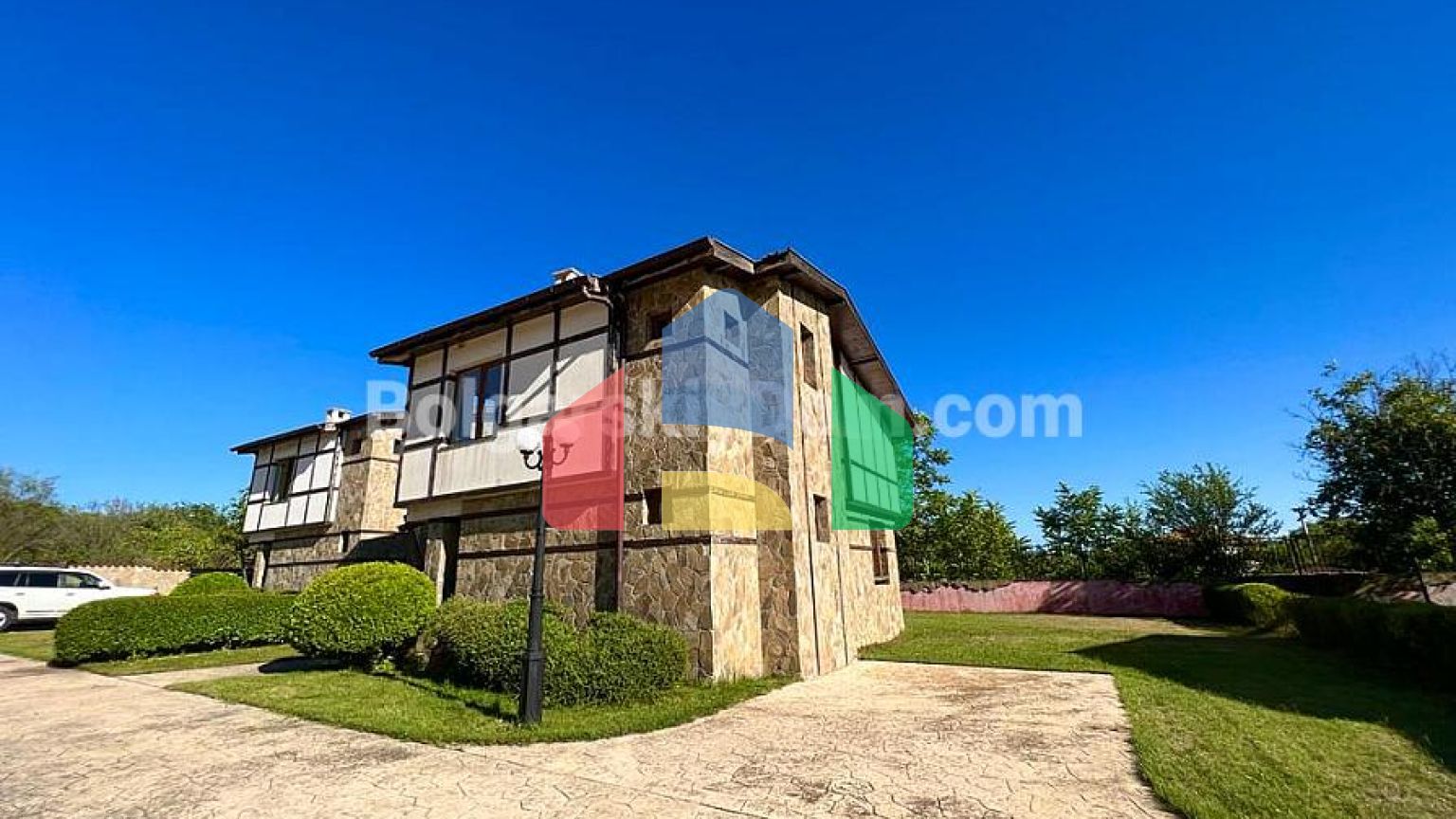 Двухэтажные дома в Горице