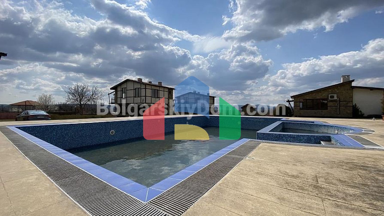 Двухэтажные дома в Горице