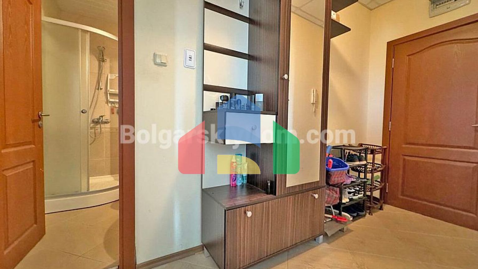 Двухкомнатная квартира в Амадеус 3