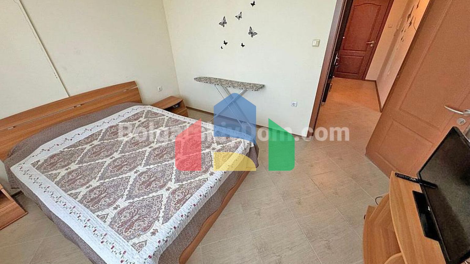 Двухкомнатная квартира в Амадеус 3