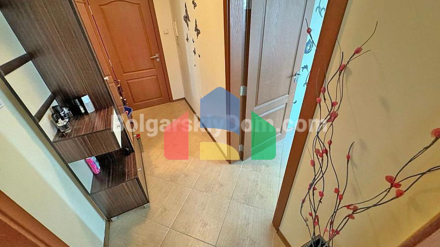 Двухкомнатная квартира в Амадеус 3