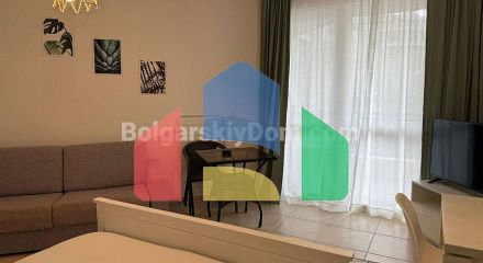 Studio apartment in Izida Palace