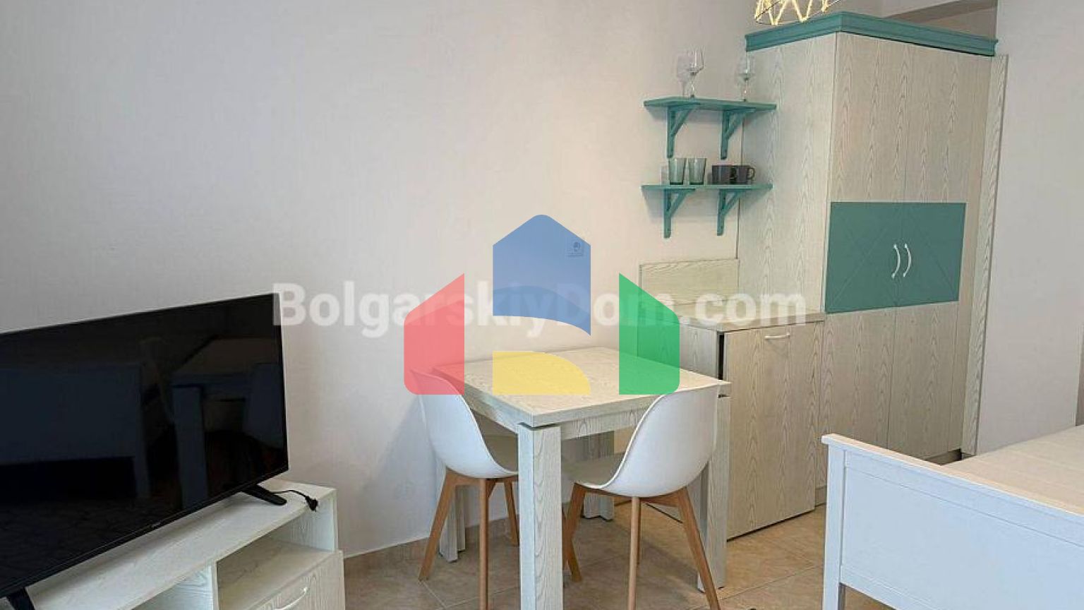 Квартира-студия в Изида Палас