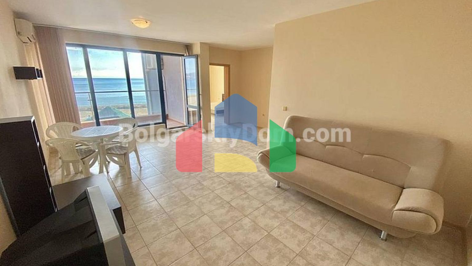 Двокімнатна квартира в Сонячному Березі