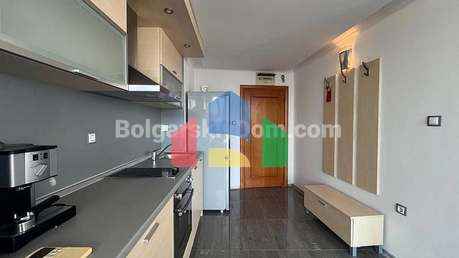 Квартира-студия в Колизей 2