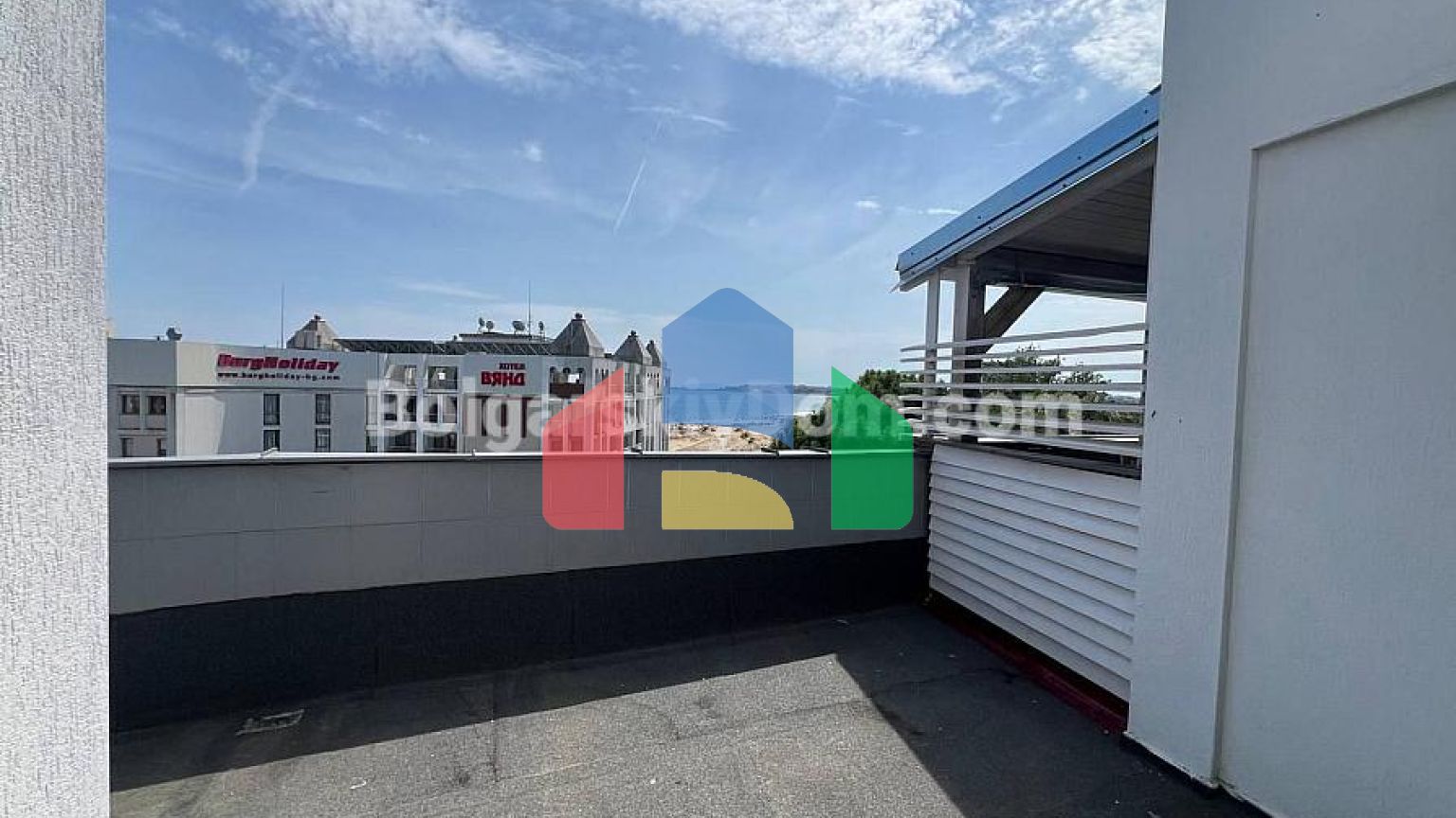 Квартира-студия в Колизей 2