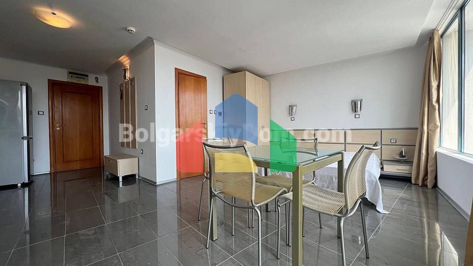 Квартира-студия в Колизей 2