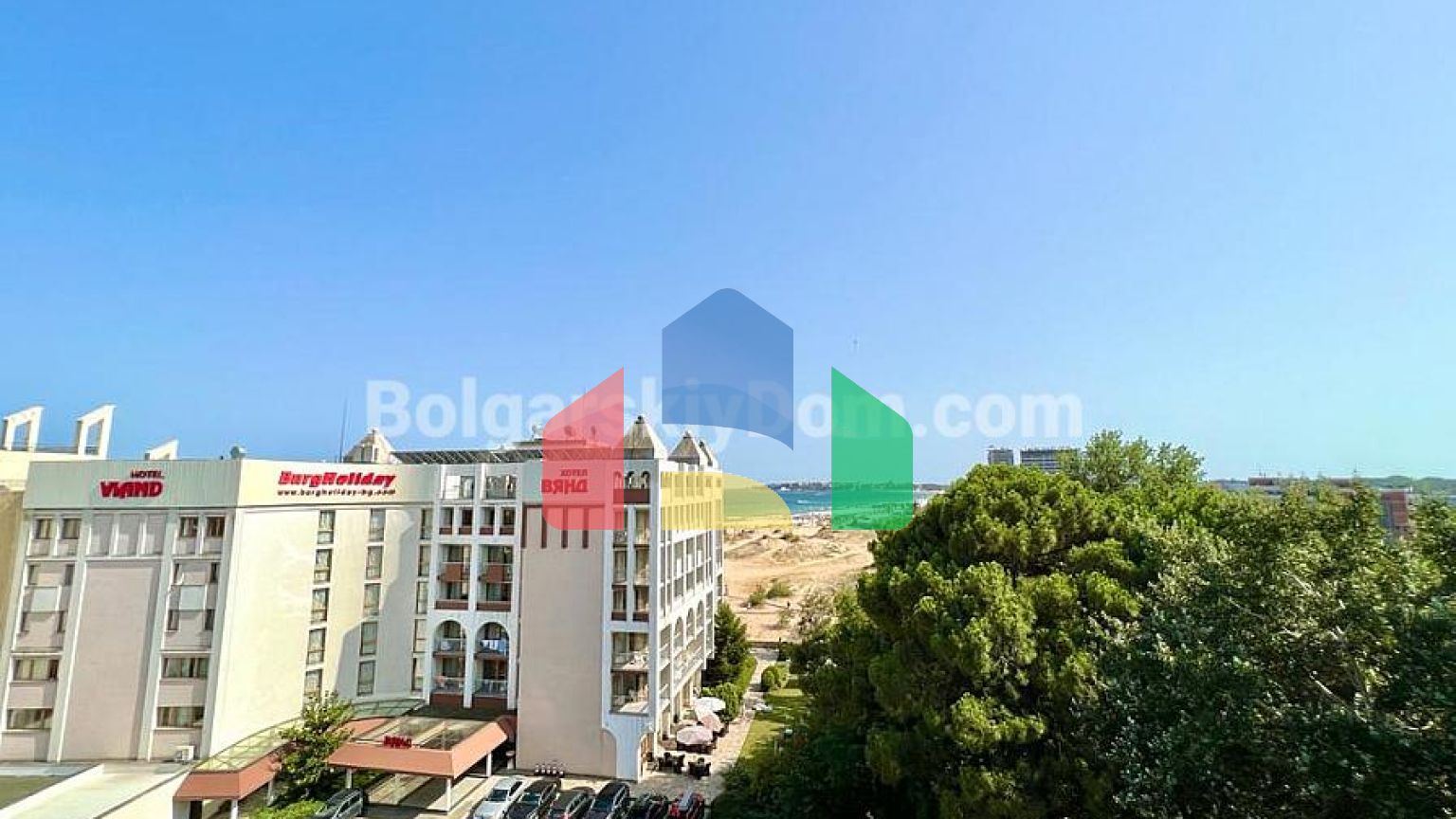 Квартира-студия в Колизей 2