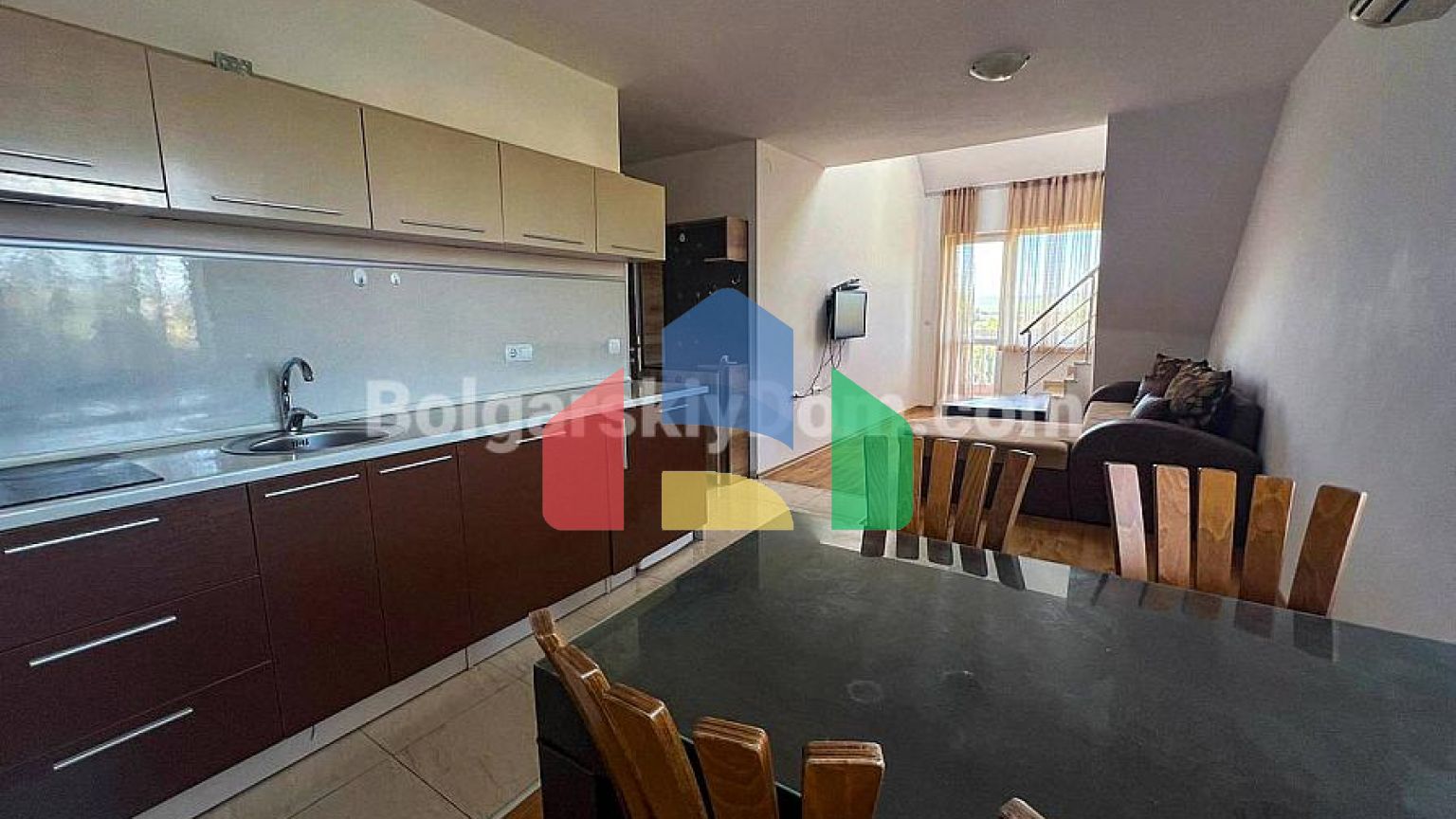 Двокімнатний мезонет в Сі Даймонд