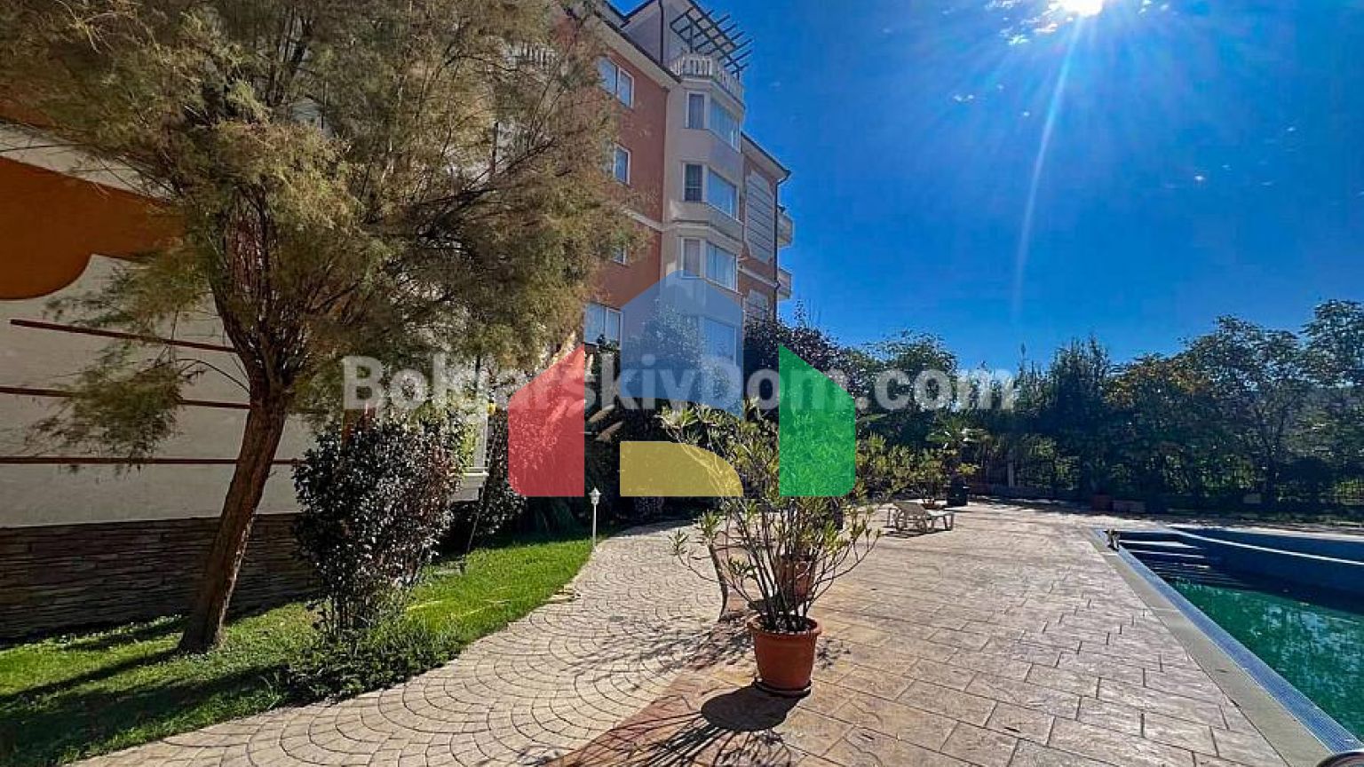 Двокімнатний мезонет в Сі Даймонд