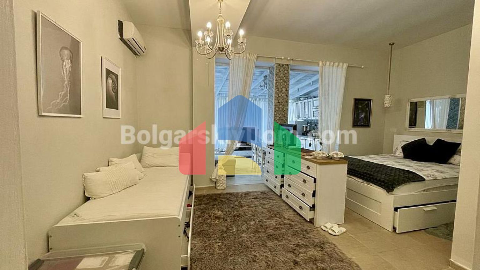 Четырехкомнатная квартира в Сан Гейт