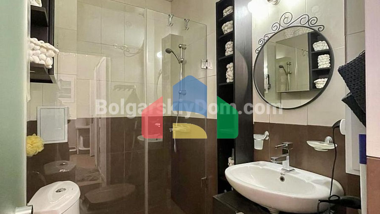 Четырехкомнатная квартира в Сан Гейт