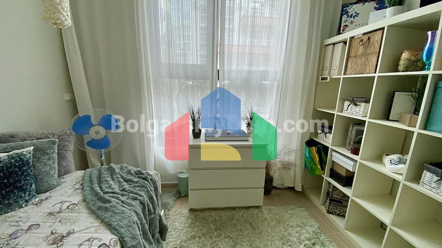 Четырехкомнатная квартира в Сан Гейт