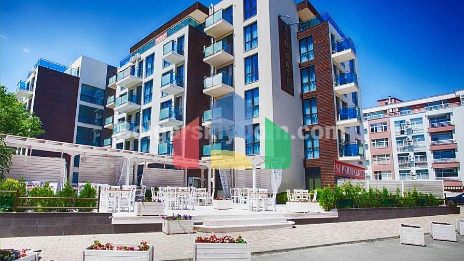 Четырехкомнатная квартира в Сан Гейт