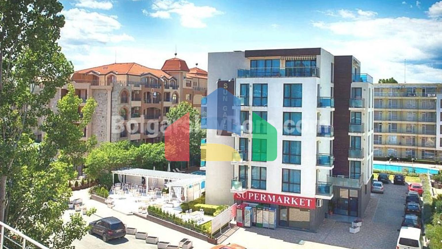 Четырехкомнатная квартира в Сан Гейт