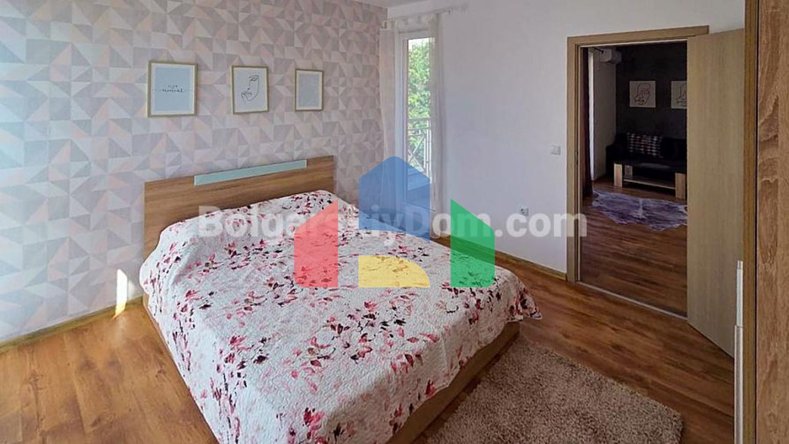 Двокімнатна квартира в Санні Дей 6