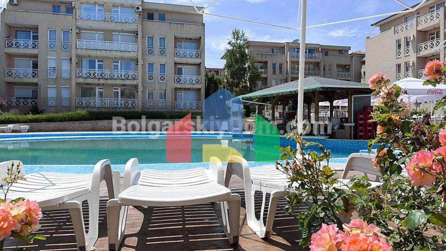 Двокімнатна квартира в Санні Дей 6