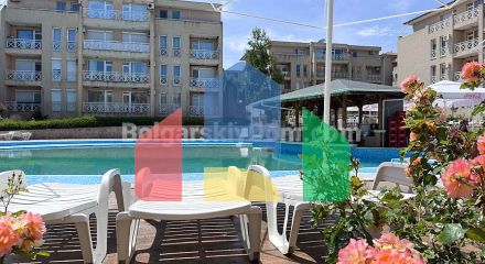 Двокімнатна квартира в Санні Дей 6