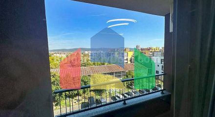 Трикімнатна квартира в Доменіко