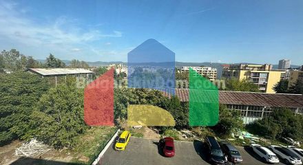 Трикімнатна квартира в Доменіко