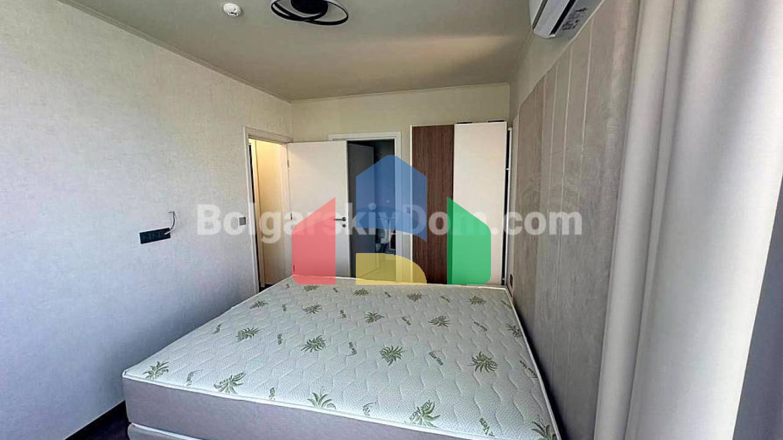 Трикімнатна квартира в Доменіко