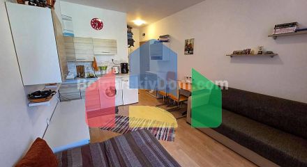 Квартира-студія в Санні Дей 6