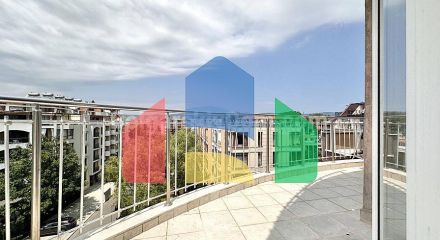 Трикімнатна квартира в Стелла Поляріс