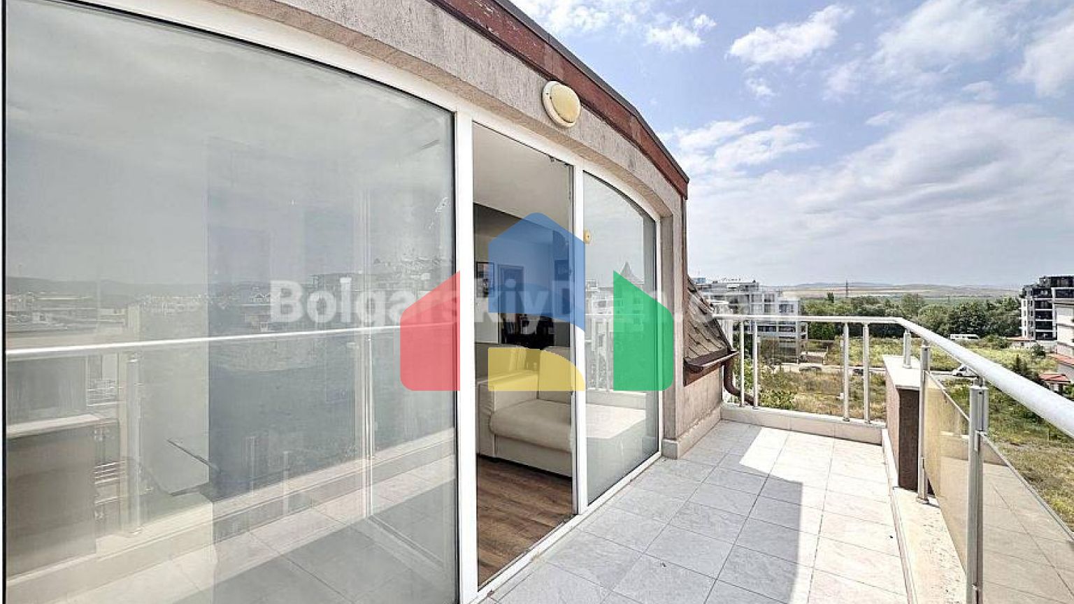 Трикімнатна квартира в Стелла Поляріс