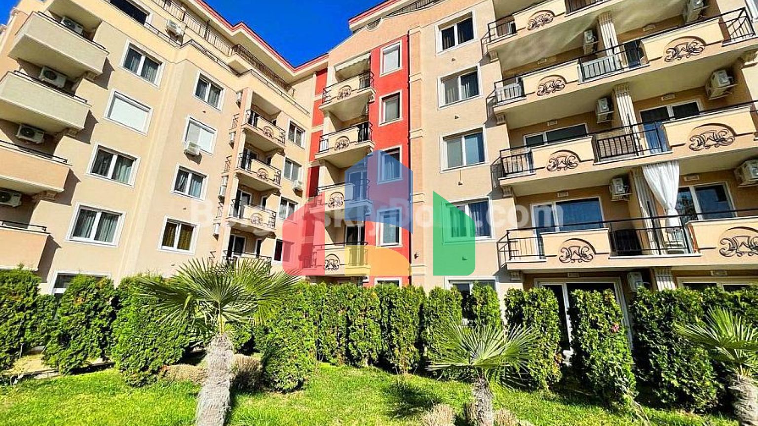 Трикімнатна квартира в Віп Зона