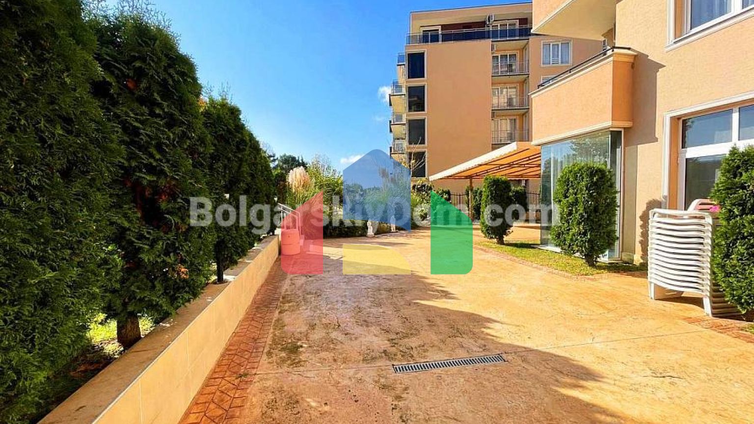 Трикімнатна квартира в Віп Зона