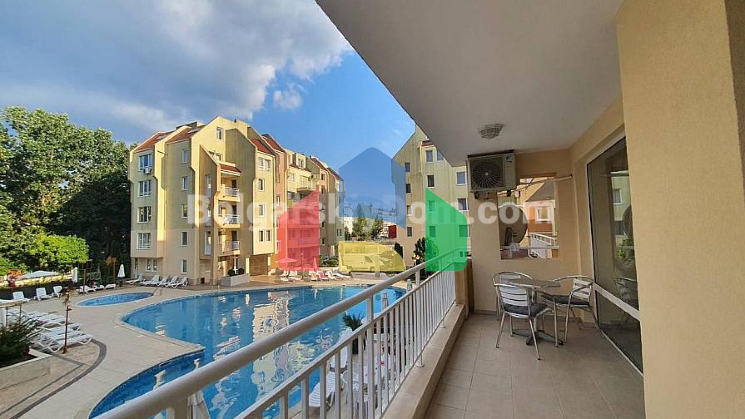 Двокімнатна квартира в Сі Дрімс